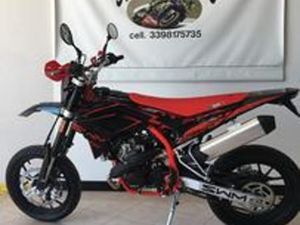 SWM SM 125R - MOTARD E5+ MY25 NERO ROSSO