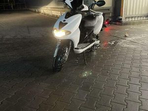 KEEWAY RY8 2TAKT (NO AEROX, SPEEDFIGHT, JET FORCE, )