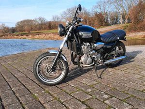 TRIUMPH THUNDERBIRD