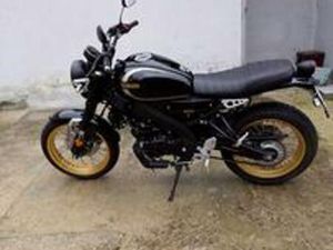YAMAHA XSR 125