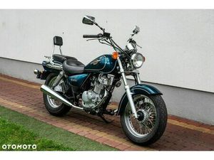 SUZUKI MARAUDER