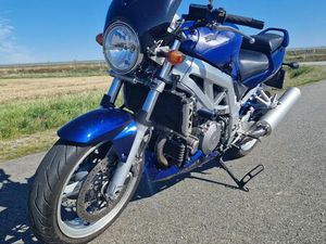 SUZUKI SV