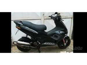 RUNNER GILERA 180