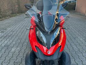 DREIRAD ROLLER QUADRO QV3 4500KM TOP ZUSTAND ÄHNLICH PIAGGIO MP3
