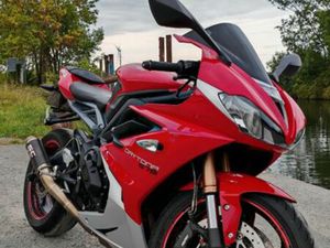 TRIUMPH DAYTONA 675 H67 QS, ABS TÜV, REIFEN, KETTE NEU