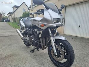 FAZER YAMAHA 600 FZS