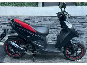 SCOOTER SR 50 APRILIA