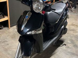 SCOOTER LIBERTY PIAGGO 50 CC