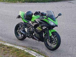 KAWASAKI NINJA 650 - A2