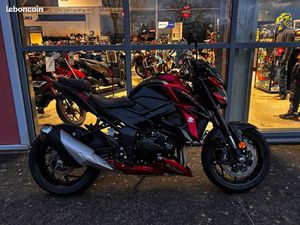 SUZUKI GSX-S750 ABS NOIR ET ROUGE