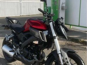 YAMAHA MT125