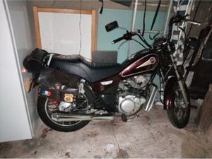 MOTO 125 SR 2200 PRIX À DÉBATTRE