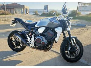 HONDA CB1000R NEO SPORTS CAFÉ – LIGNE AKRAPOVIC, NOMBREUSES OPTIONS