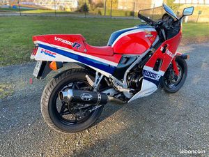 HONDA VF1000R