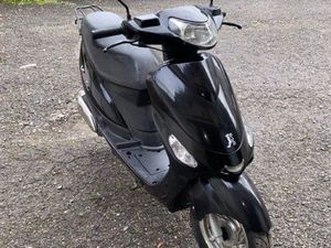 PEUGEOT V CLIC 50 CC 2010