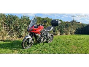 TRIUMPH TIGER 660
