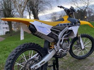 250 YZF 60TH ANNIVERSARY