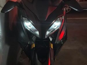 TMAX 560 TECH MAX 2023 AKRAPOVIV VARIO