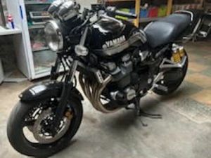 YAMAHA 1300 XJR