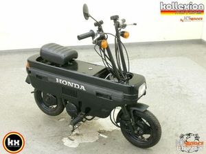 HONDA MOTOCOMPO AB12 50 1983