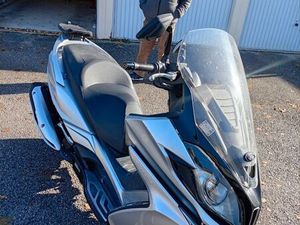 VEND SCOOTER MARQUE KYMCO