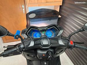 SCOOTER ELECTRIQUE 125 CC PINK FLY