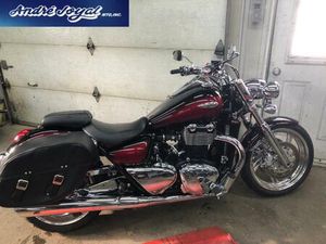 2010 TRIUMPH THUNDERBIRD