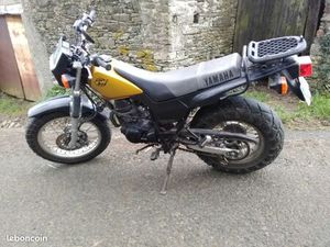 YAMAHA TW 125