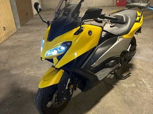 YAMAHA T-MAX