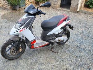 SCOOTER APRILIA
