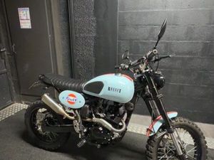 BULLIT 125 GULF ÉDITION LIMITÉE