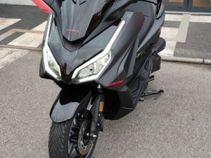 FORZA 350 SPÉCIAL ÉDITION