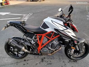 KTM 1290 SUPERDUKE R