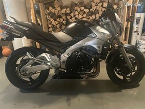 GSR600 SUZUKI