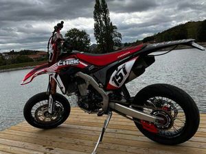 HONDA 450 CRF SUPERMOTARD HOMOLOGUÉ