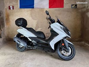 KYMCO 125 DOWNTOWN