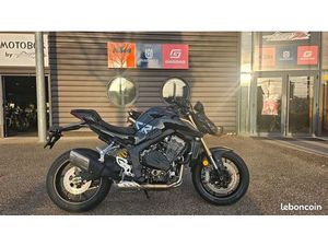 QJ MOTOR SRK 800 ABS + MOTOBOX