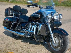 TRIUMPH ROCKET 3 TOURING