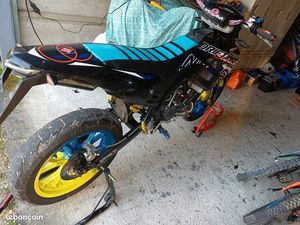 VEND OU ÉCHANGE DERBI GILERA SMT