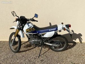 SUZUKI 125 DR