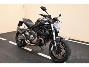 DUCATI MONSTER 821