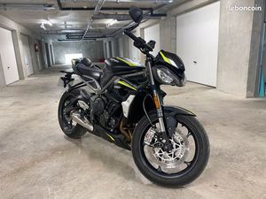 765RS STREET TRIPLE RS TRIUMPH