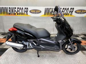 YAMAHA 125 XMAX (REF 62213)