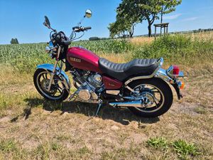 YAMAHA XV 750 SE SPEZUAN VIRAGO RESTAURIERT