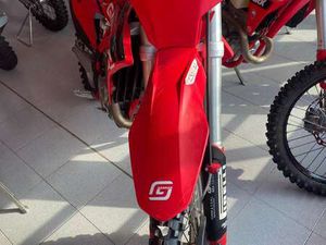 GAS GAS MC 250 MC 250 F 2022 ROSSO
