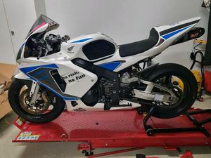 HONDA CBR 600RR PC37