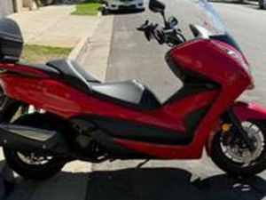 ** 2016 HONDA FORZA 300 SCOOTER **