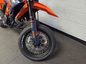 KTM 690 SMC R 2026