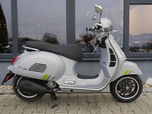 VESPA GTS 300 SUPERTECH - 1. HAND - GRAU ENTUSIASTA