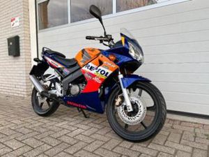 NETTE HONDA CBR125R REPSOL 125CC. A1 WEGMOTOR. JC34 — MOTOREN | HONDA — MARKTPLAATS